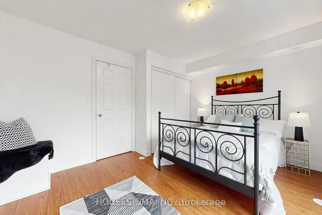 870 Jane St #106, Toronto 5