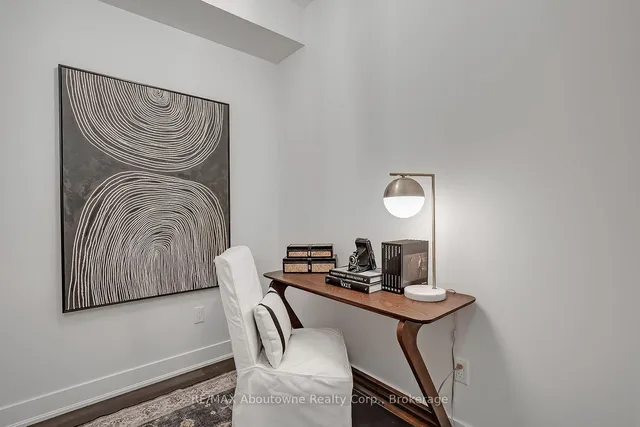 128 Garden Dr #102, Oakville 3