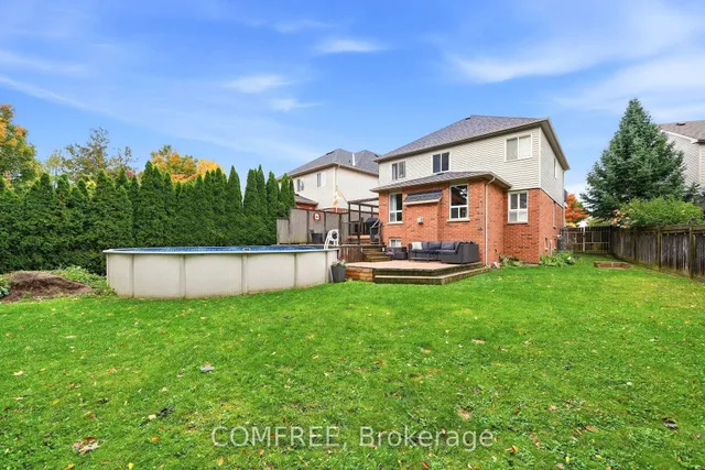 241 Acton Blvd, Halton Hills 2