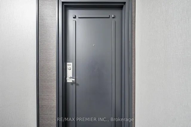 200 Burnhamthorpe Rd #603, Mississauga 2