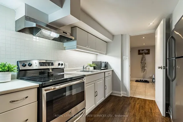 1192 Flagship Dr, Mississauga 3