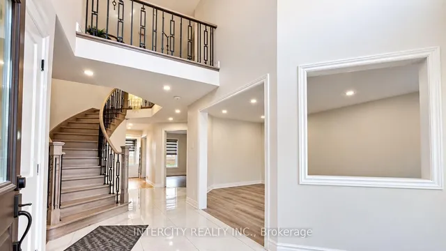159 Moffatt Ave, Brampton 4
