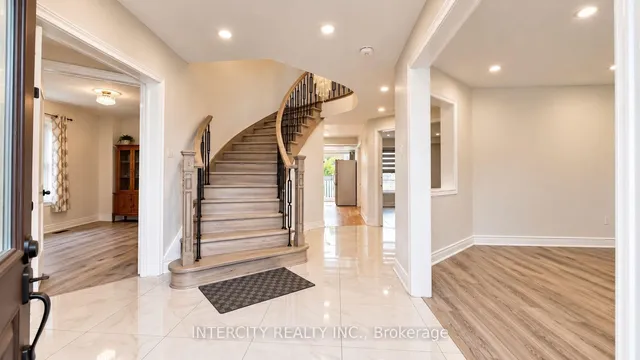 159 Moffatt Ave, Brampton 5