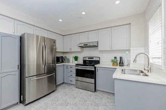 25 Ural Circ, Brampton 4
