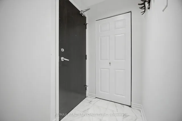 388 Prince of Wales Dr #406, Mississauga 5
