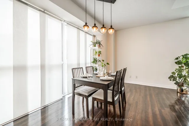 5101 Dundas St #204, Toronto