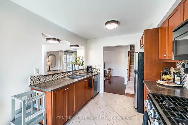 579 Speyer Circ, Milton 4
