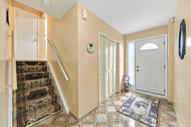 37 Wilmont Dr, Toronto 5