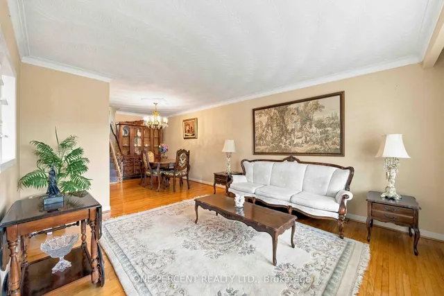 37 Wilmont Dr, Toronto 4