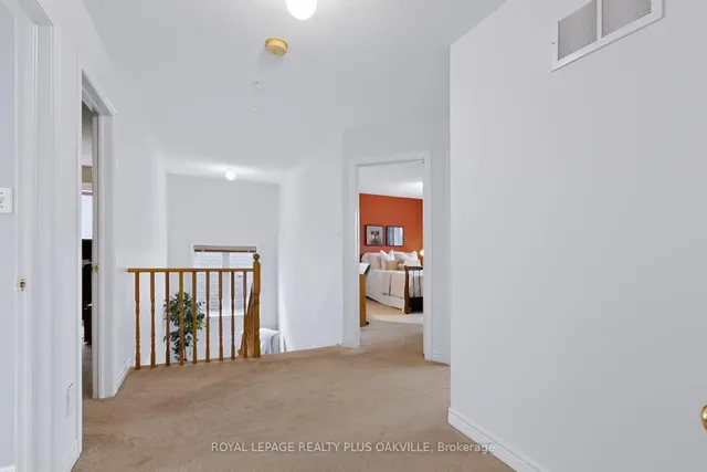 2254 Dunforest Cres, Oakville 2