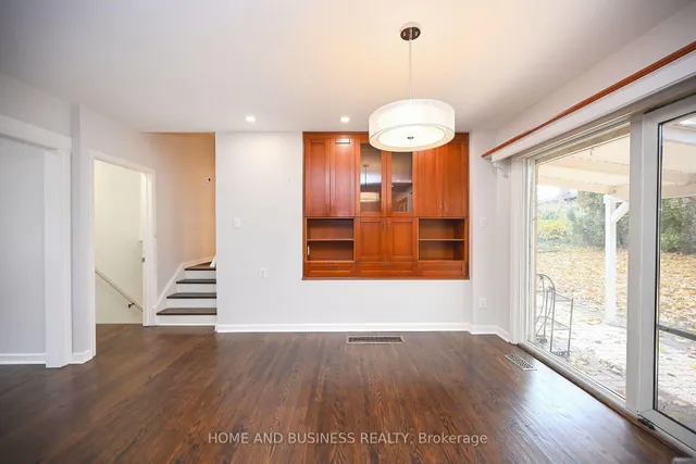 3668 The Credit Woodlands Rd, Mississauga 4