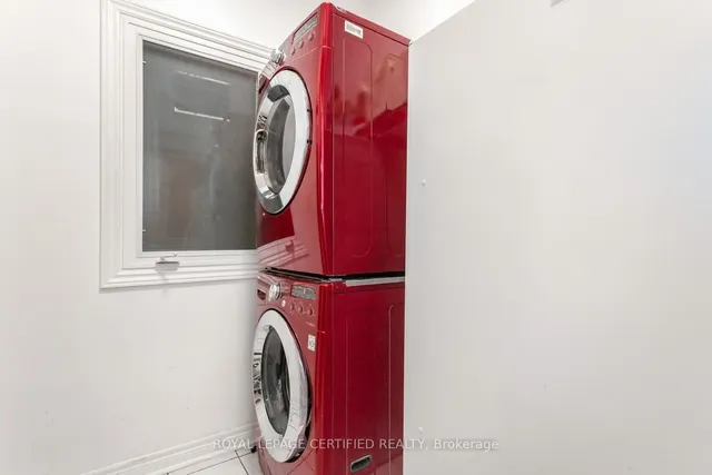5902 Agean Dr, Mississauga 2