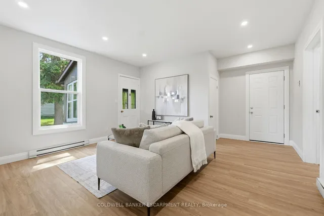 76 Main St, Halton Hills 4