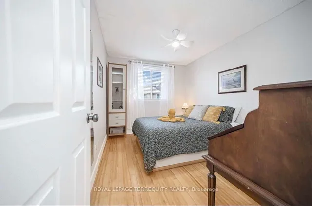 72 Carisbrooke Crt, Brampton 3