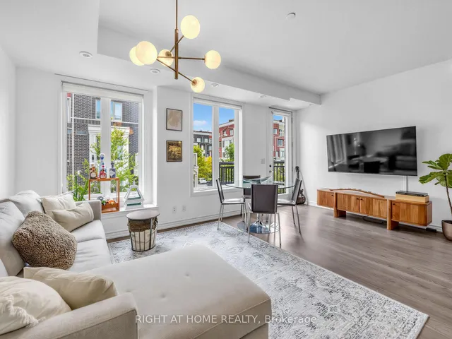 70 Eastwood Park Gdns #17, Toronto 3