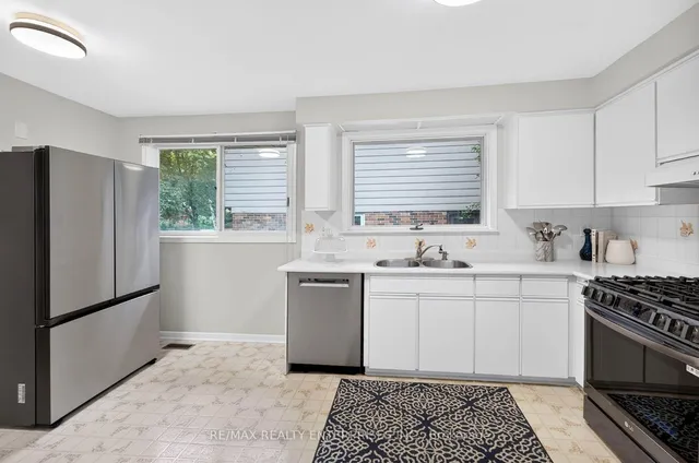 829 Terlin Blvd, Mississauga 5