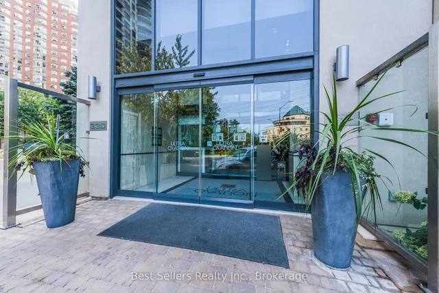 330 Burnhamthorpe Rd #2703, Mississauga 2