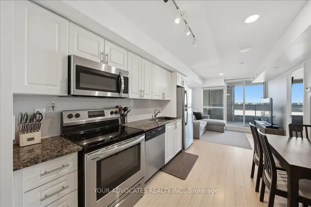 3091 DUFFERIN St #406, Toronto