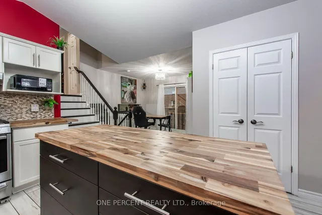 76 Abbey Rd, Orangeville 3