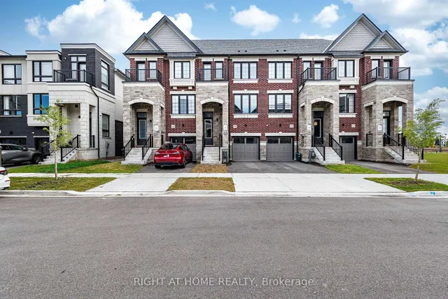 1330 Shevchenko Blvd, Oakville 4