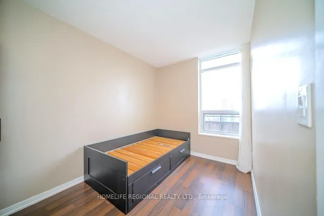 38 Joe Shuster Way #1520, Toronto 2