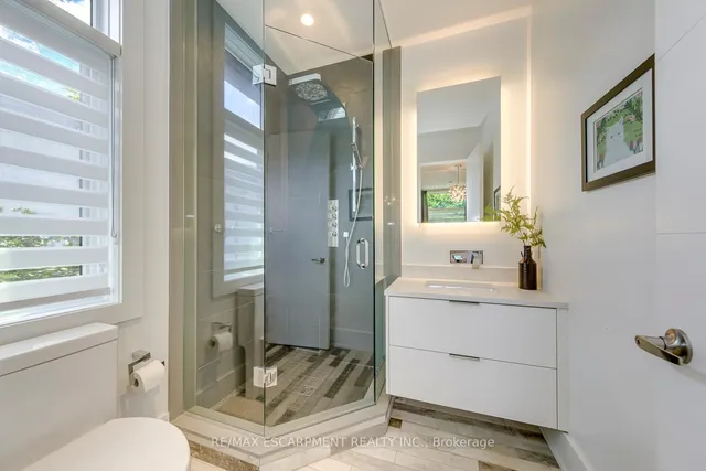 2104 DEVON Rd, Oakville 5