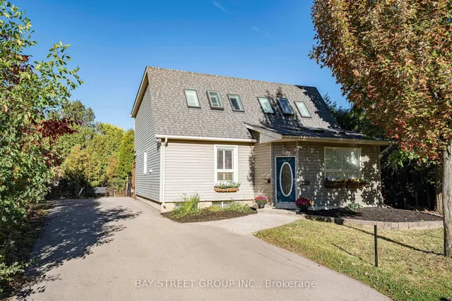 1111 Kent Ave, Oakville