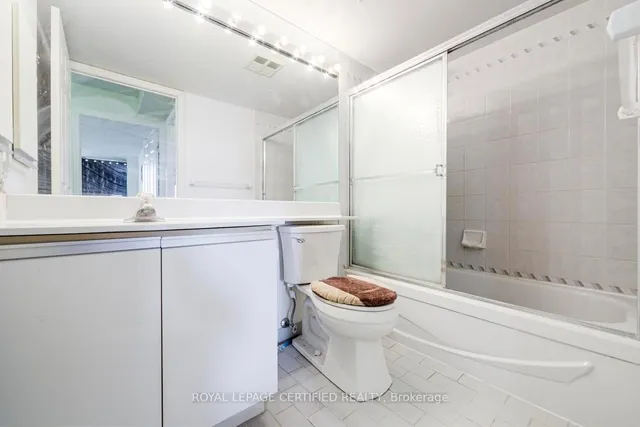 22 Hanover Rd #2107, Brampton 2