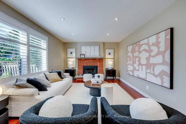2152 Munn's Ave, Oakville 5
