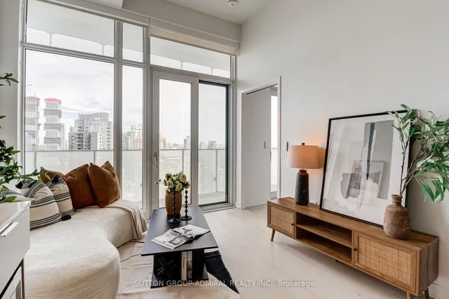 3900 Confederation Pkwy #2401, Mississauga 4