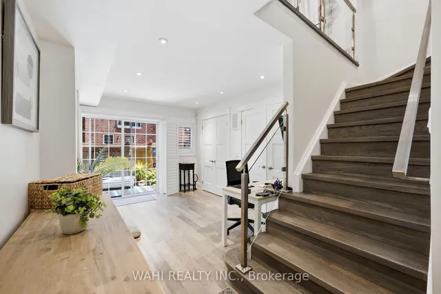 13 Rock Haven Lane, Brampton 2