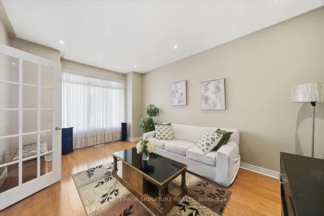 7010 Gooderham Estate Blvd, Mississauga 5