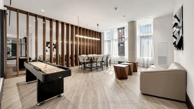 1808 St Clair Ave #417, Toronto 5