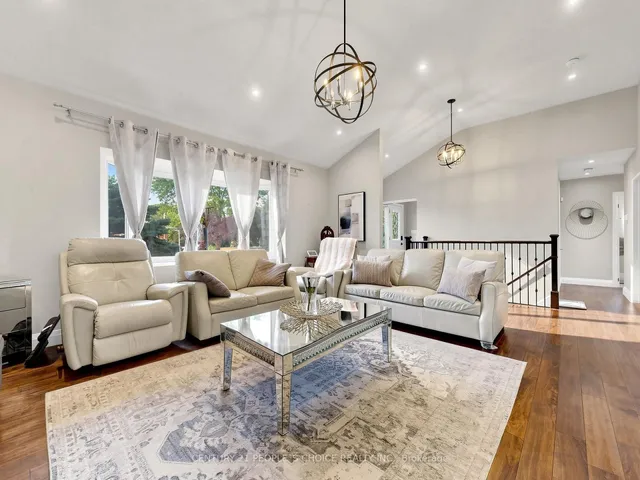27 Matlock Ave, Mississauga 2