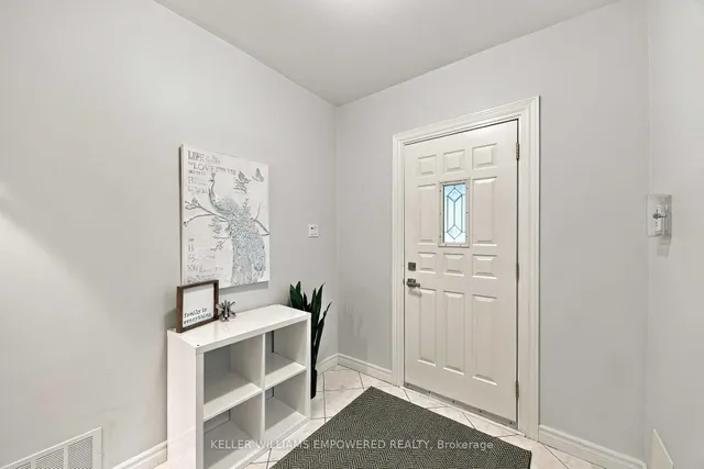 107 Gilmour Ave, Toronto 4