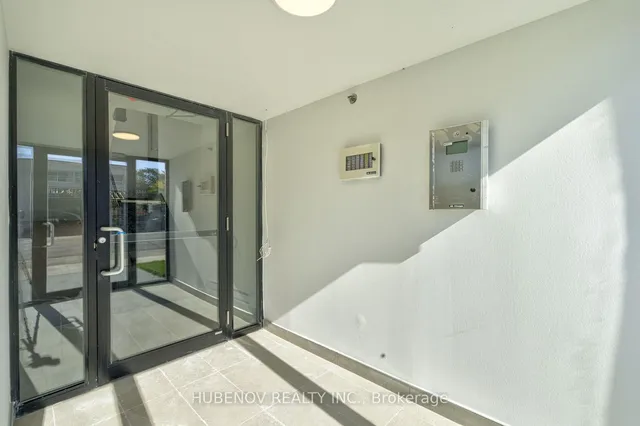 222 Lakeshore Rd, Mississauga 2