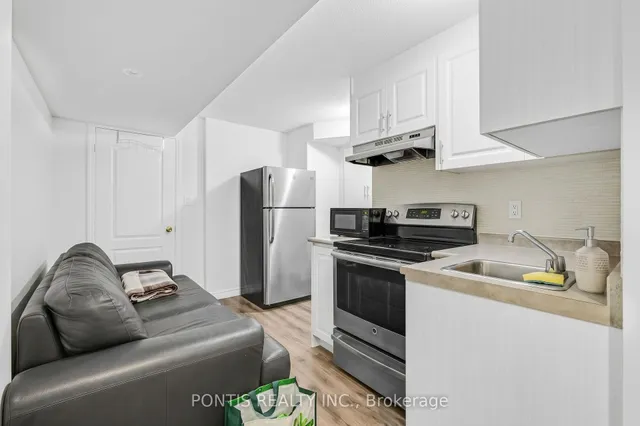 14 Arrowstone Crt, Brampton 2