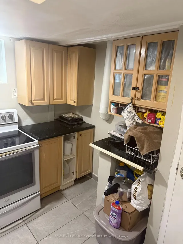 23 Deerpark Cres, Brampton 5