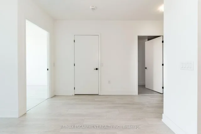 2450 Old Bronte Rd #614, Oakville 2
