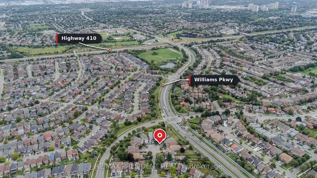 9 Aster Crt, Brampton 2