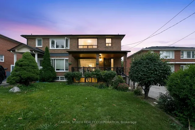 65 Falstaff Ave, Toronto 3