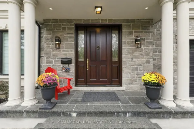902 Parkland Ave, Mississauga 3