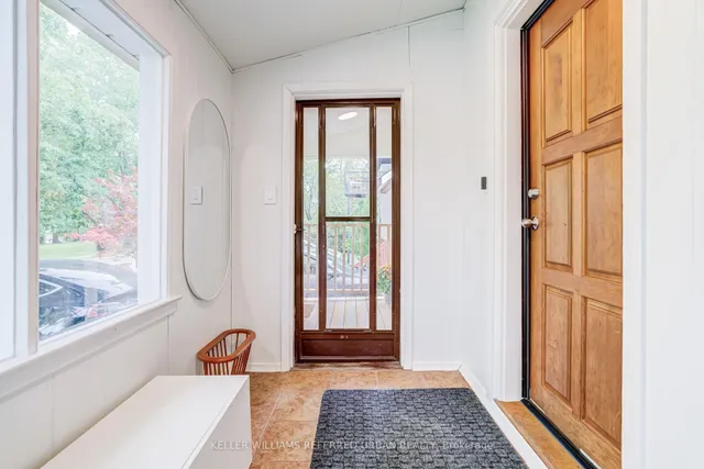 22 Long Branch Ave, Toronto 4