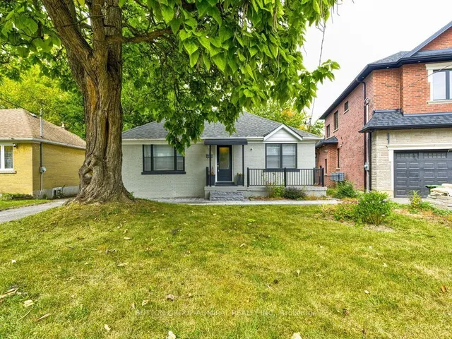 56 Lovilla Blvd, Toronto 3
