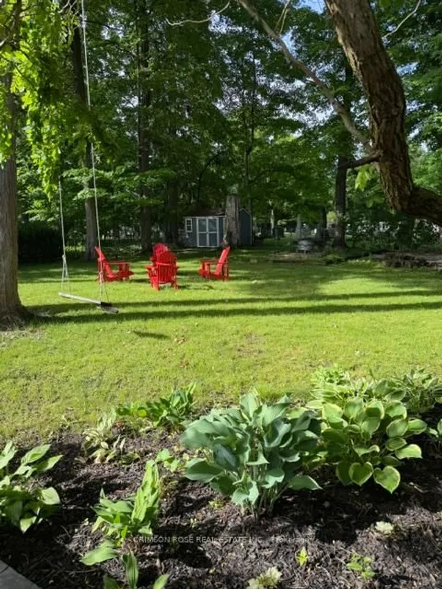 89 Holyrood Ave, Oakville 2