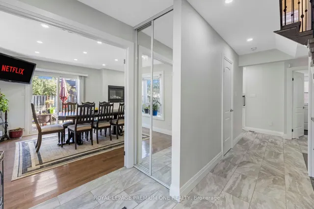 25 Sir Lancelot Crt, Caledon 5