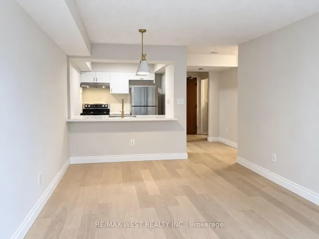 3 Hickory Tree Rd #305N, Toronto 3