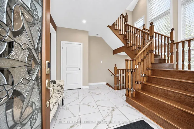 355 Robert Parkinson Dr, Brampton 3