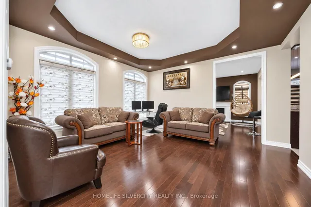 355 Robert Parkinson Dr, Brampton 5