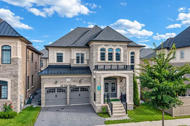 32 Viva Gdns, Oakville 3